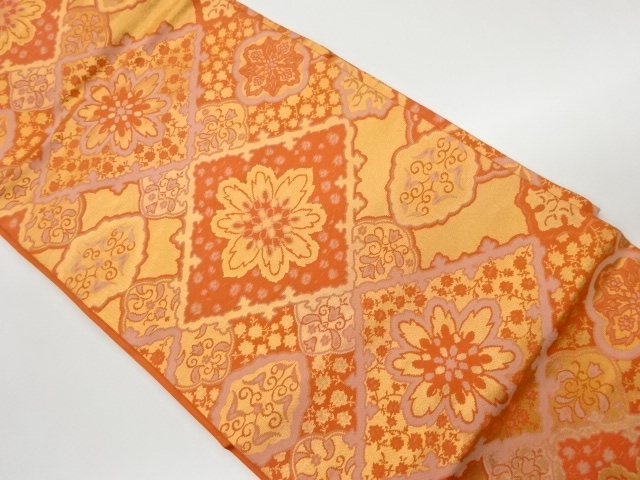 リサイクル　菱に花々模様織出し名古屋帯